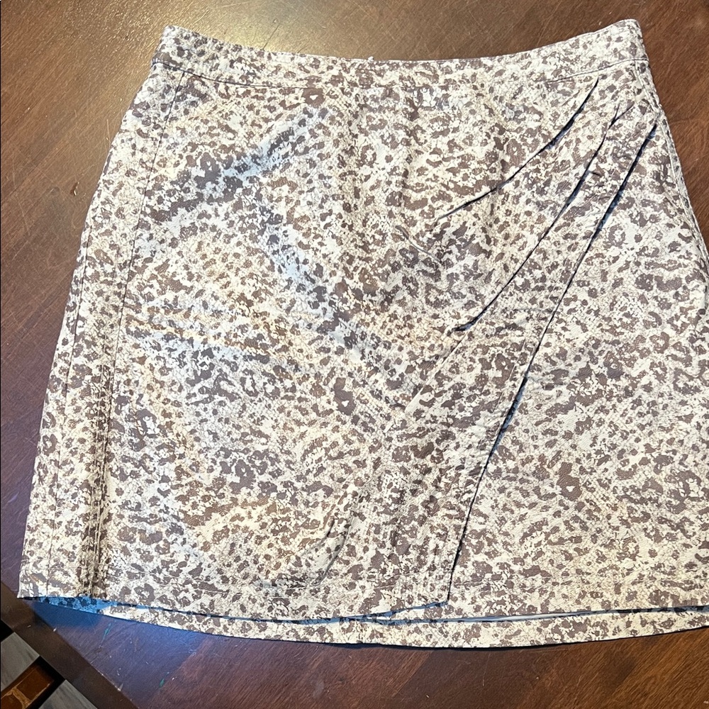 Free People Size 2 Beige and Taupe Animal-Print Mini Skirt